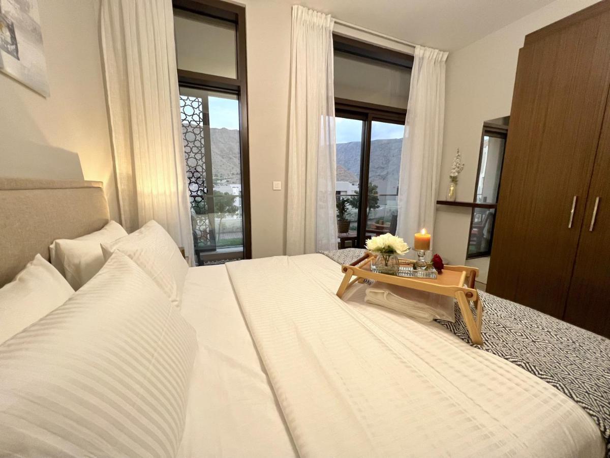 Stylish Apartment With A Jacuzzi مسقط المظهر الخارجي الصورة