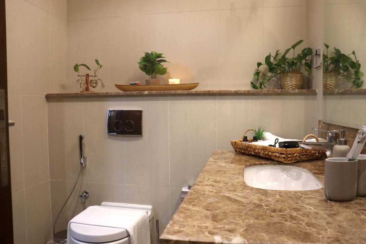 Stylish Apartment With A Jacuzzi مسقط المظهر الخارجي الصورة